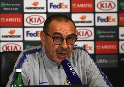 مدرب تشلسي يقر " نحن في أزمة "