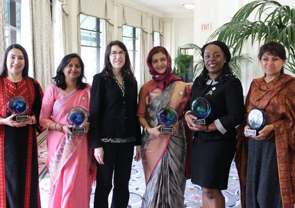 الدكتورة أميرة شاهين من جامعة النجاح أول فلسطينية تفوز بجائزة مؤسسة OWSD