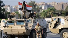الجيش المصري يعلن مقتل 8 مسلحين في شمال سيناء