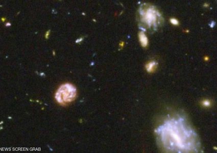 خريطة سماوية جديدة تكشف مئات الآلاف من المجرات المجهولة