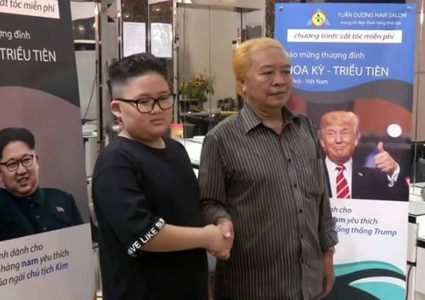 قصات شعر ترامب وكيم "مجانا" بصالون في فيتنام