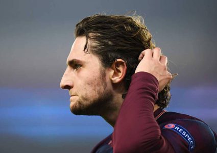 "شرط وحيد" من برشلونة لضم نجم سان جرمان