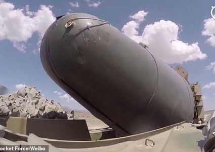 الصين تتحدى العالم.. وتعرض أقوى صواريخها