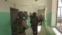 مستوطنون يهاجمون مدرسة عوريف جنوب نابلس