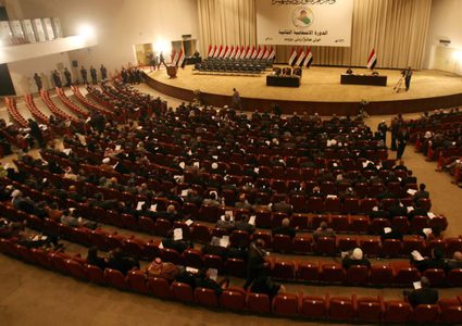 الوجود الأميركي يجدد الخلافات بين الكتل السياسية بالعراق