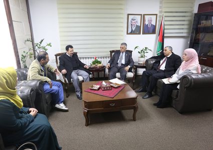 الأعرج يطلع على احتياجات بني زيد الشرقية وسردا أبو قش