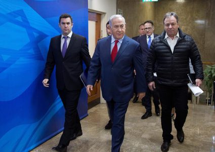 "كحول لفان" يسحق الليكود ونتنياهو ما زال الأكثر شعبية