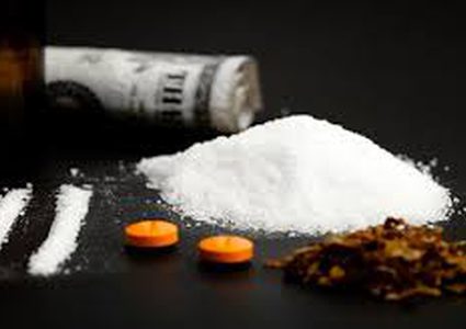 تفكيك عصابة مخدرات يتزعمها مغربي في إسبانيا