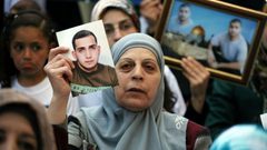 الخطيب: قرصنة أموال شعبنا لن يثنينا عن الوفاء للشهداء والأسرى