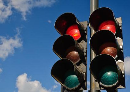 نظام جديد يتيح لك تجاوز الاشارات المرورية دون مخالفات