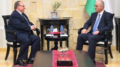 الحمد الله يطلع سفير الأوروغواي على آخر التطورات