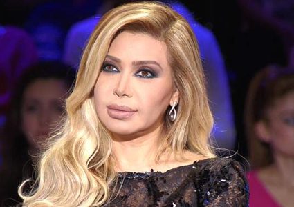 نوال الزغبي تفاجئ أنغام على المسرح.. ماذا حدث؟