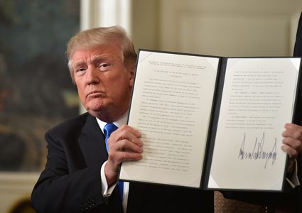 خبير استراتيجي: ترامب انتقل الى المرحلة الثانية من تنفيذ "صفقة القرن"