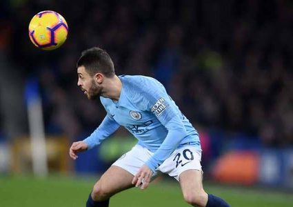 برناردو سيلفا يدعو لنسيان الفوز بسداسية على تشلسي