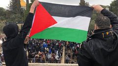المقدسيون ينتصرون في معركة مصلى باب الرحمة
