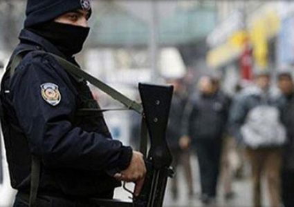 تركيا توقف 295 عسكريا لارتباطهم بمحاولة الانقلاب الفاشلة