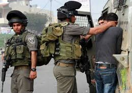 حملة مداهمات واعتقالات بالضفة