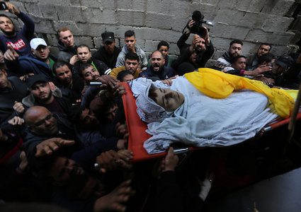 تشييع جثمان الشهيد يوسف الداية من غزة