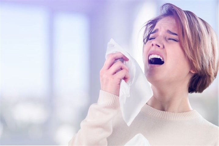 تعرف على حقيقة توقف القلب أثناء العطس