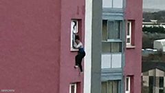 صورة توثق جريمة قتل وقعت جهارا نهارا