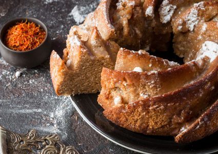 كيكة الزعفران الهشة