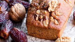 كيكة التمر بالجوز