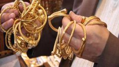 القبض على امراة بشبهة سرقة 36 ليرة ذهب من منزل