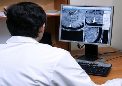 دواء تجريبي ينقذ فتاة من ورم في الدماغ