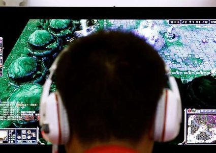 خبراء يحذرون من هجمات إلكترونية على البنية التحتية للإنترنت