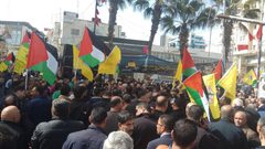 الآلاف يشاركون بمسيرات المبايعة للرئيس برام الله ونابلس