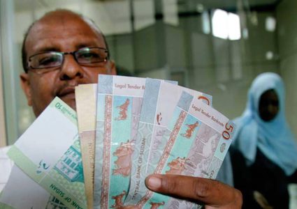 السودان يخفض سعر الدولار الجمركي