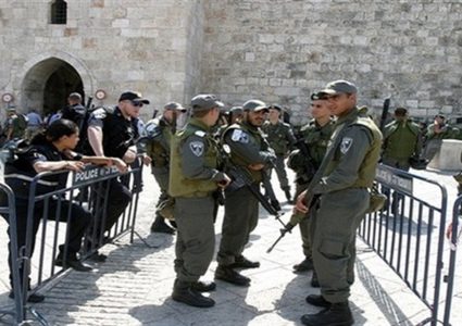 الاحتلال يعتقل مدير الوعظ والإرشاد في المسجد الأقصى