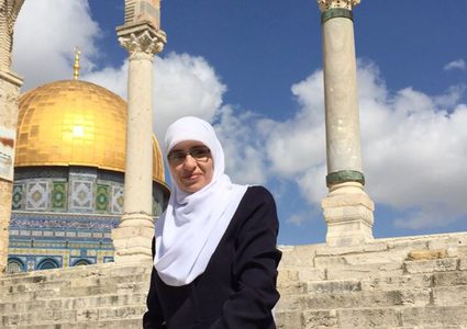 الاحتلال يُبعد مواطنة مقدسية عن "الأقصى" 6 أشهر