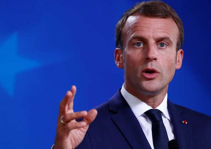 ماكرون يطالب بمحاكمة مقاتلي داعش في مواقع اتهامهم