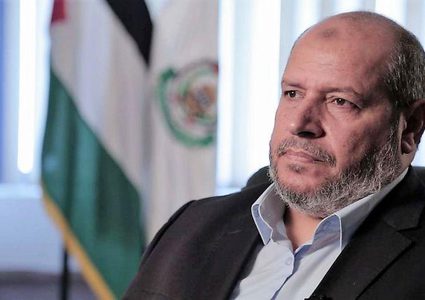 خلافا للزهار.. الحية: مصر تقف الى جانب شعبنا