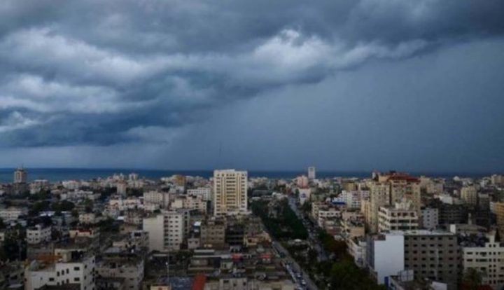 منخفض جوي عميق يؤثر على فلسطين غدا الأربعاء ويستمر حتى الجمعة