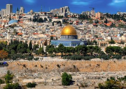 الخارجية تطالب المجتمع الدولي تحمل مسؤولياته تجاه قرارات الاحتلال