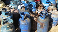 اسطوانة الغاز بنظام الكليو.. معاناة أخرى للغزيين