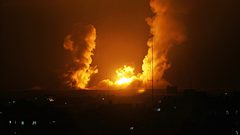 طيران الاحتلال يقصف موقعاً للمقاومة جنوب قطاع غزة