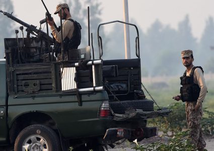 التصعيد الخطير بين الهند وباكستان ينذر بحرب تخشاها المنطقة