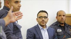 الاحتلال يقرر الإفراج عن محافظ القدس بشرط عدم استئناف المخابرات