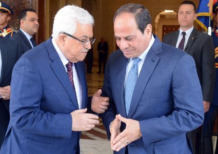 الرئيس يعزي نظيره المصري بضحايا حريق محطة القطارات الرئيسية