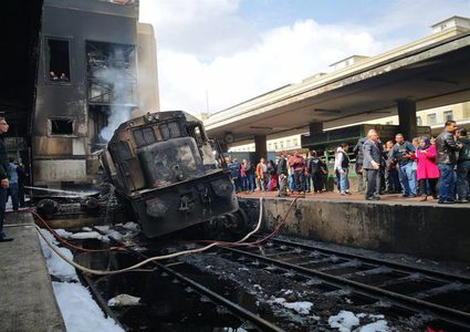 40 قتيلا في حريق محطة القطارات بالقاهرة