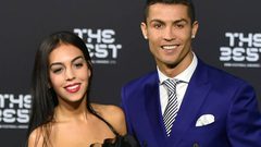 رونالدو يعود إلى مدريد للعمل في مجال بعيد عن كرة القدم