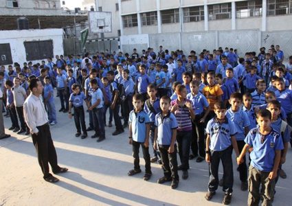 الحكومة تقرر تعطيل دوام مدارس فلسطين وتأخير حضور الموظفين غدا