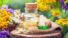 الزيوت العطرية سر التخلص من الطاقة السلبية.. جربها