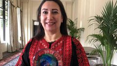 أميرة شاهين أول فلسطينية تحصد جائزة عالمية في مجال المرأة