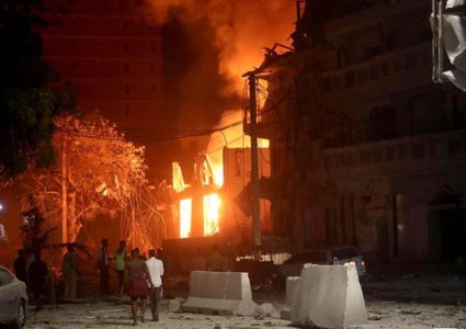 مقتل 10 أشخاص في انفجار بالصومال