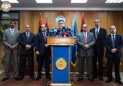 الحكومة الليبية والجيش يتفقان على اجراء انتخابات عامة