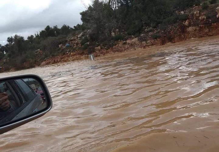 اثار دمار المنخفض الجوي على الضفة